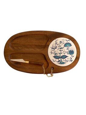 Blue Onion Danube Ceramic Tile Teakwood Cheese Board With Ceramic Tile & Knife